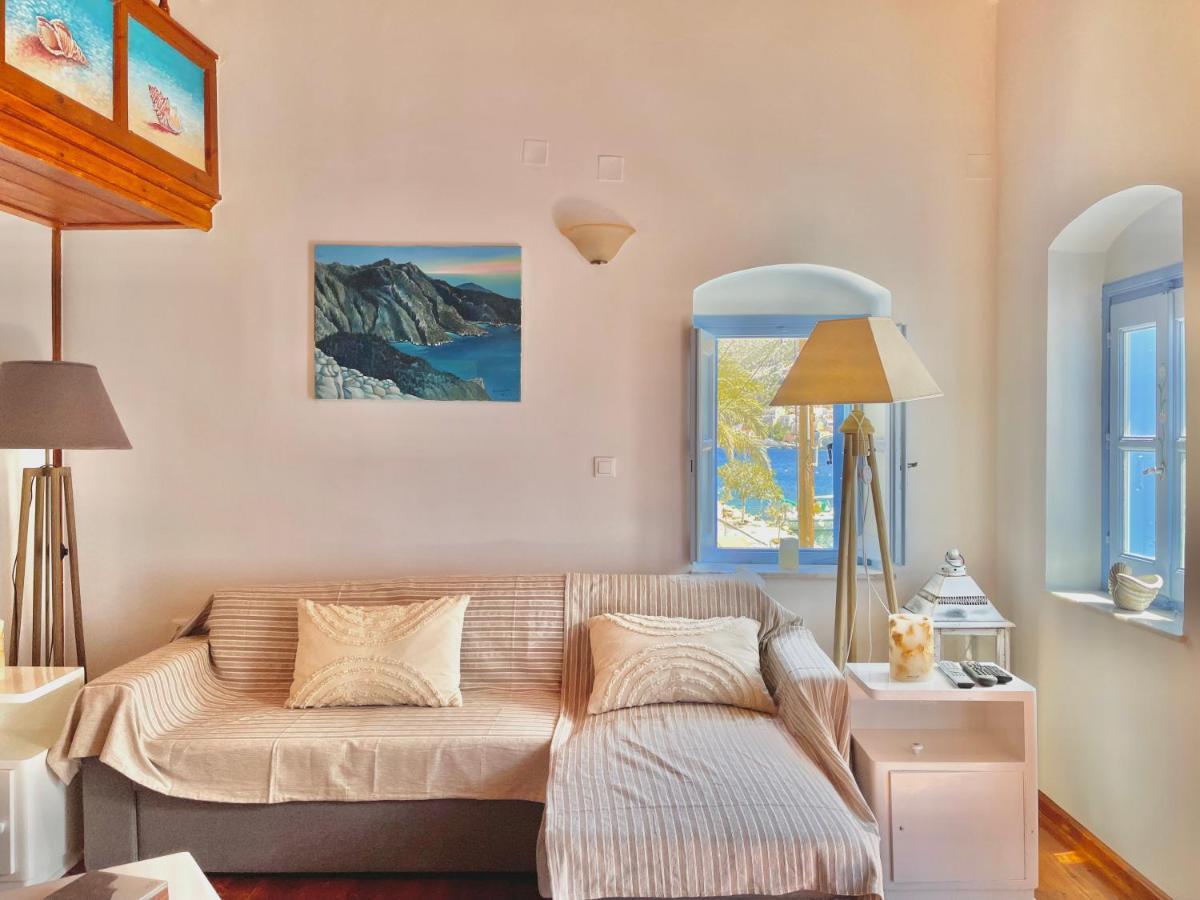 Ferienwohnung Nikolakis, Seafront - Harbor View Symi Exterior foto