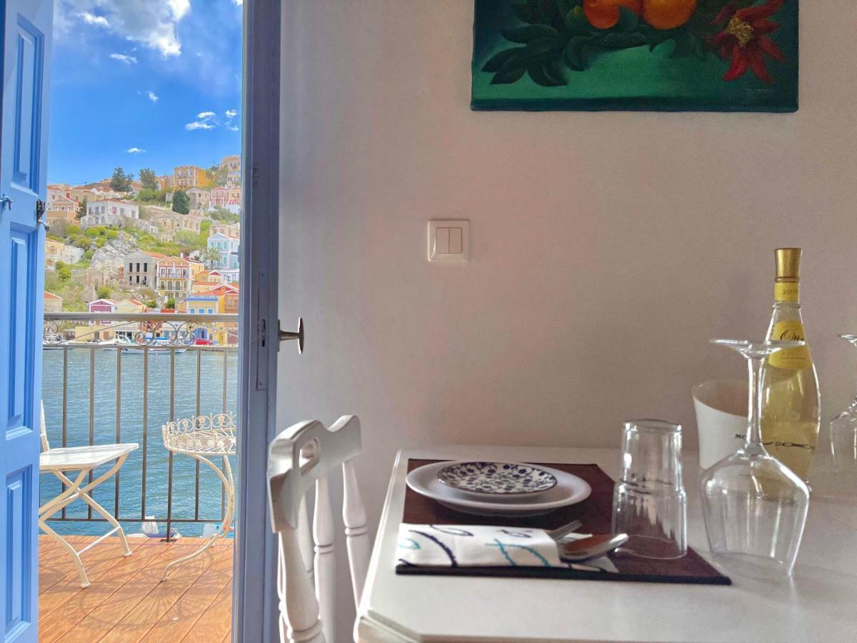 Ferienwohnung Nikolakis, Seafront - Harbor View Symi Exterior foto